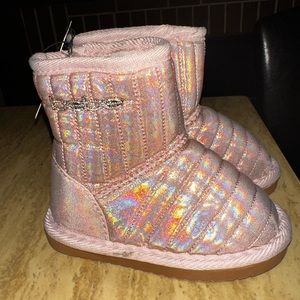 Bebe girls pink metallic  snow boots Size 7 NEW with tags
